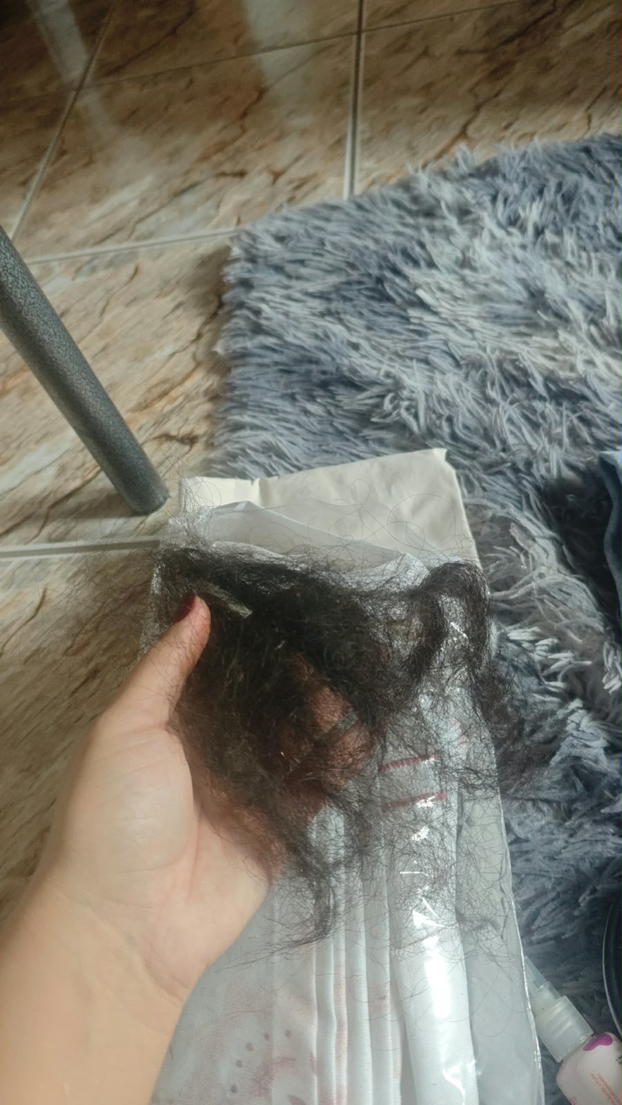 Queda de cabelo da cliente antes do uso do Shampoo Therapy